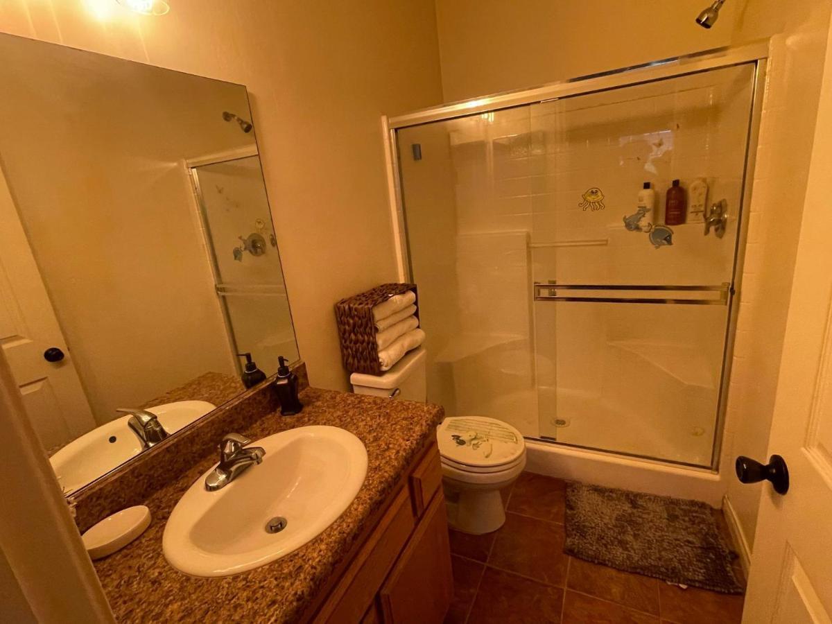 Апартаменты 21St Apartament..! Бейкерсфилд Экстерьер фото
